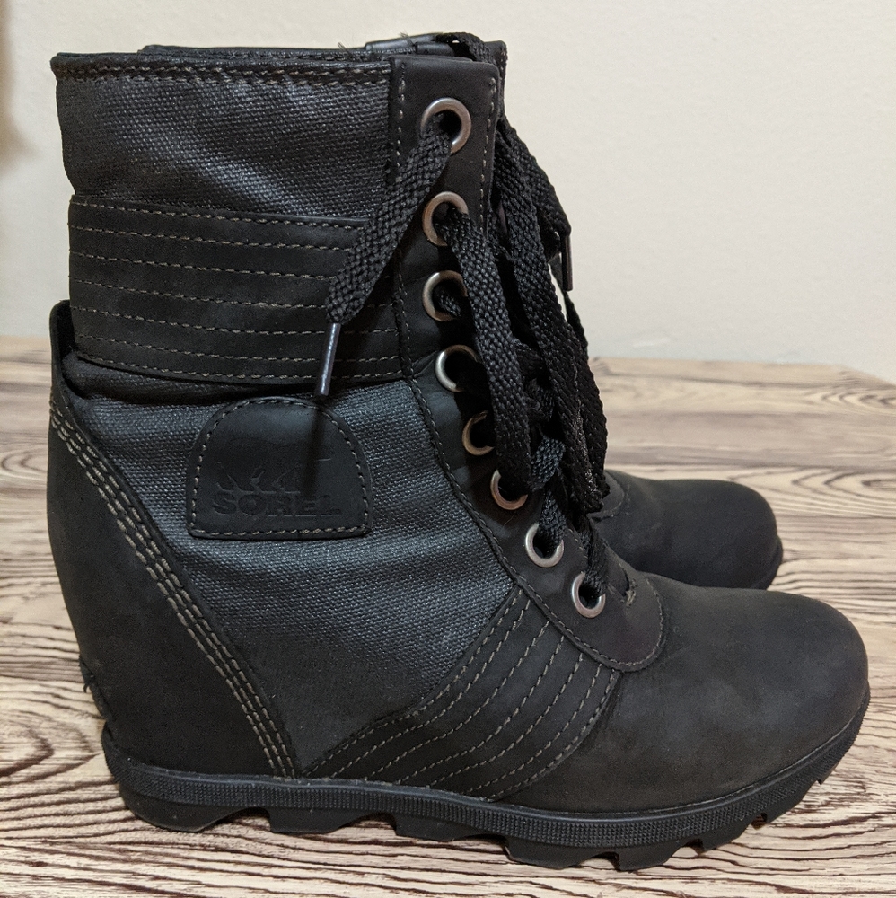 Sorel Lexie Wedge in black